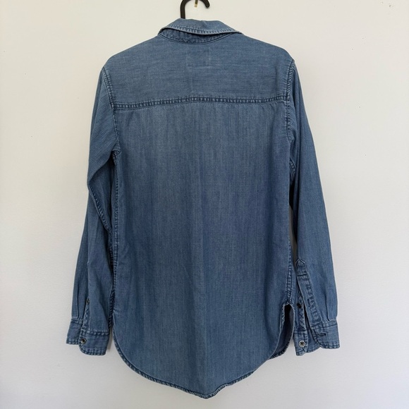 Abercrombie & Fitch Denim Blue Button-Down Shirt - Picture 2 of 11